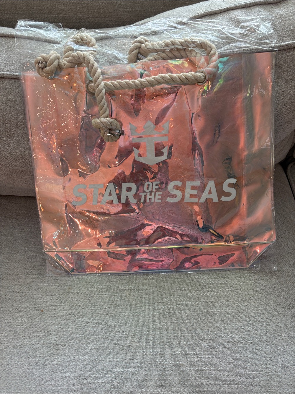 NIB Royal Caribbean Star of the Seas Inaugural Holographic Beach Tote